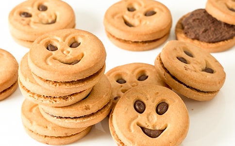 为什么网页cookies用了曲奇饼干这个词
