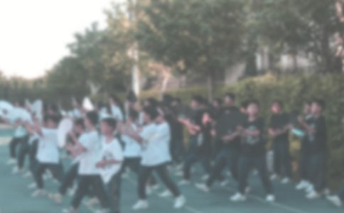 半坡起步操作技巧与注意事项