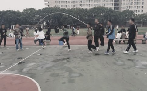校园的操场作文