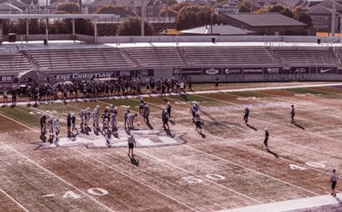 XL学校风雨操场维修改造工程竞争性谈判公告