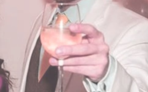 法国人喝酒有什么不同的礼仪文化