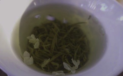 菊花茶的营养功效与作用