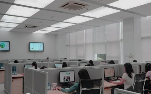 话务员工作总结范文汇编九篇
