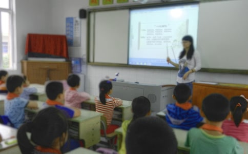 小学六年级品德教学随笔