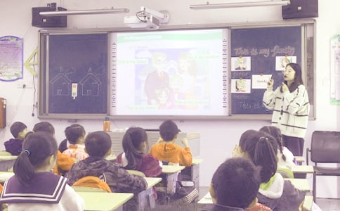 《陈情表》教学实录