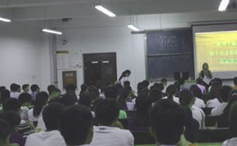 竞聘保安班长