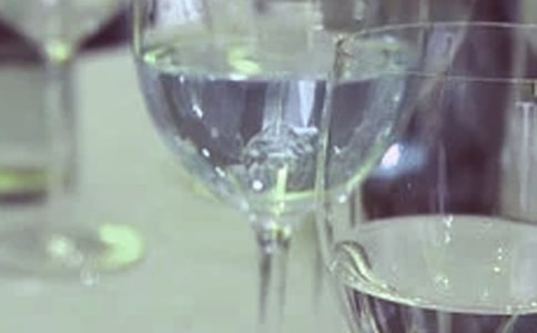酒会邀请函范文