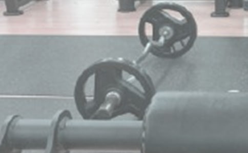 不到一米五的他竟是举重小巨人励志故事