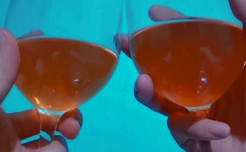 关于葡萄酒的品尝方法全解析