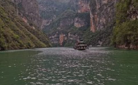 三峡随想作文
