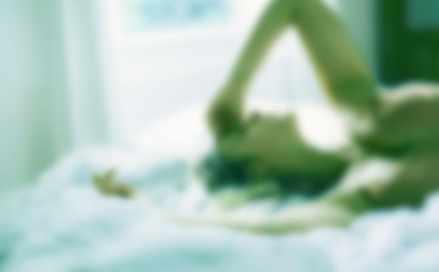 晚上失眠严重怎么办呢