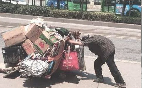 [实用]拾荒老人作文13篇