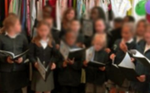 小学生制作的低碳生活手抄报