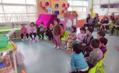 幼儿园教师教育随笔小班主题