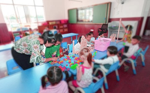 幼儿园保育员大班教育随笔（通用9篇）