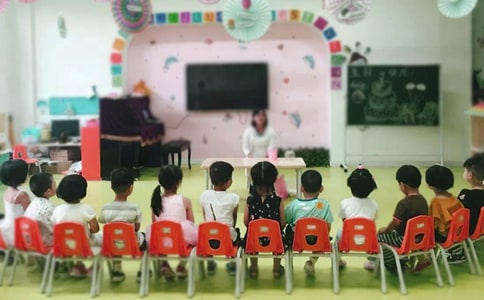 容闳幼儿园考察心得