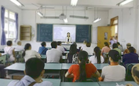 托班的家长会发言稿