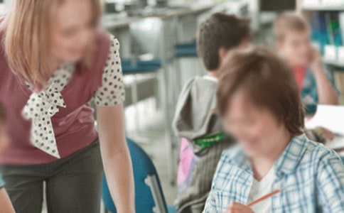 写老师的作文(通用15篇)
