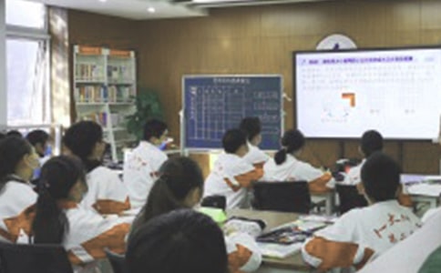 【推荐】大学生上课检讨书