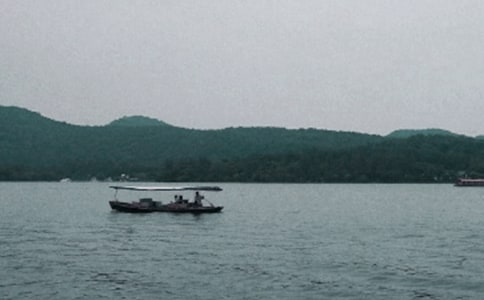 【热门】西湖导游词